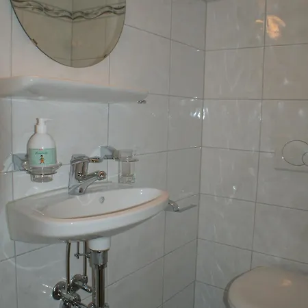 4 Zi Familienwohnung Haus Ravaisch 24 Im 2ten Og Dorf Apartment *